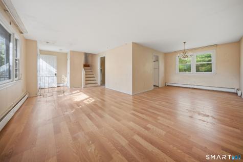 218 Woodland Avenue Bloomfield CT 06002