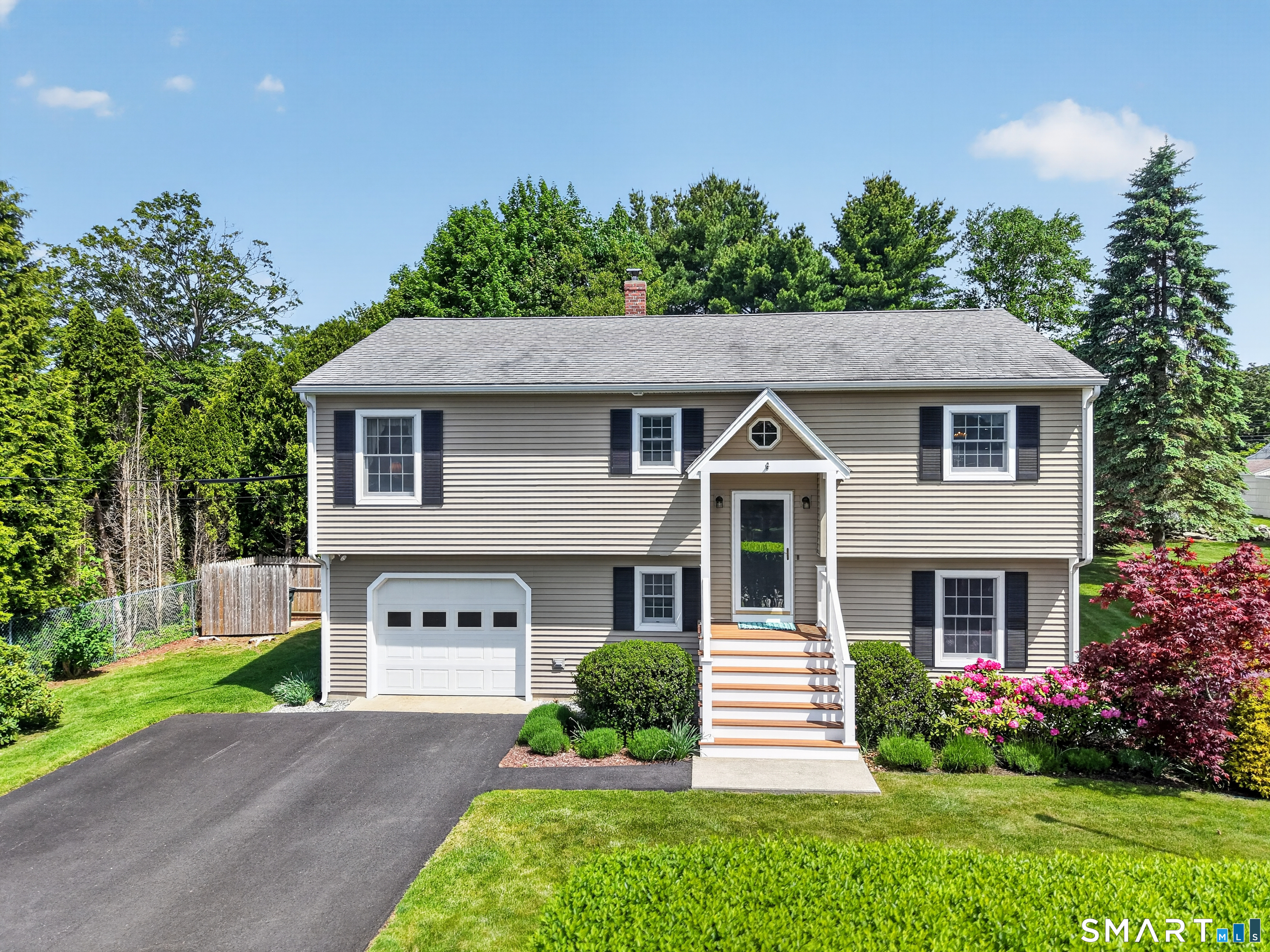 35 Bruggeman Place Stonington CT 06355