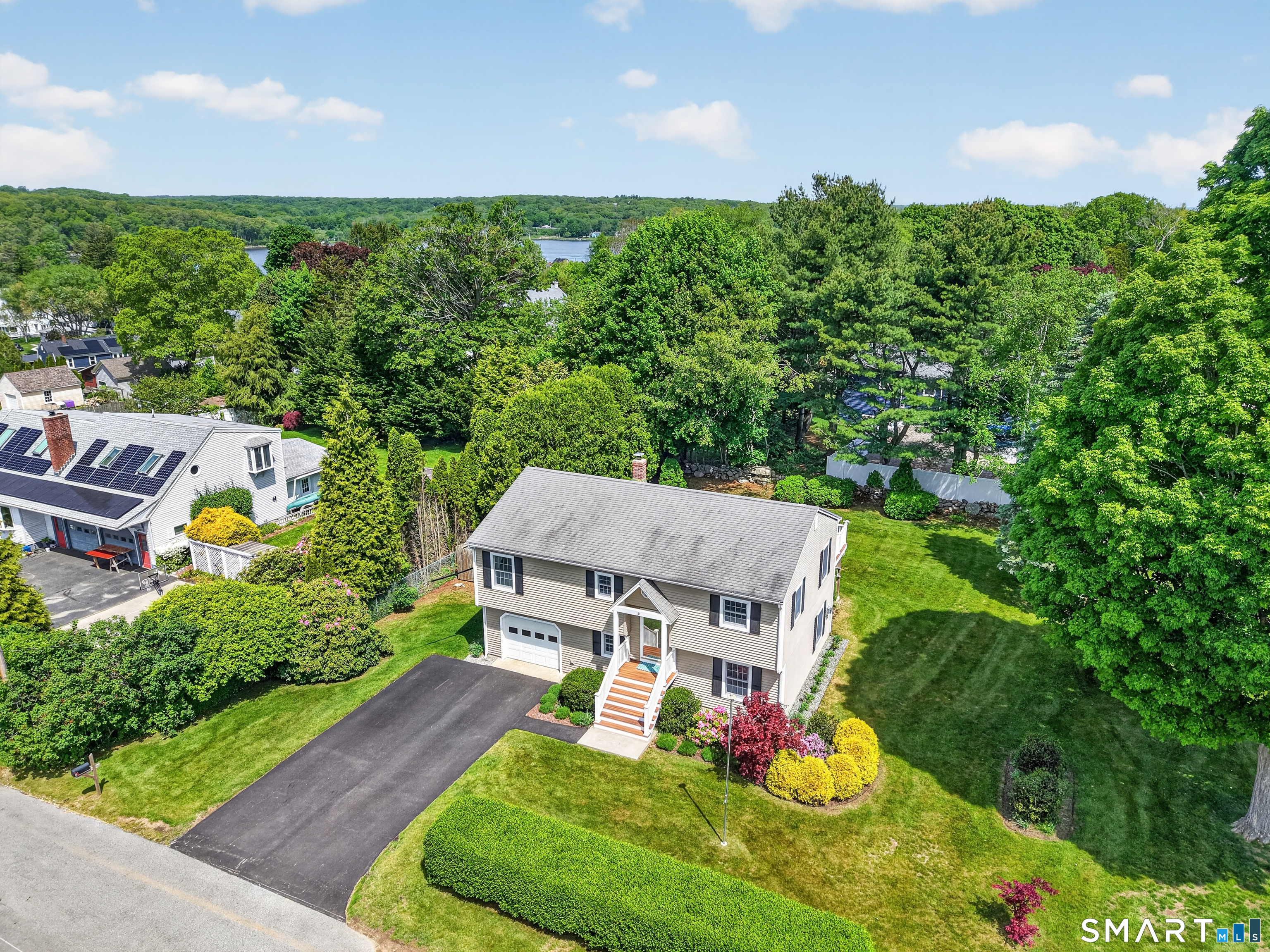 35 Bruggeman Place Stonington CT 06355