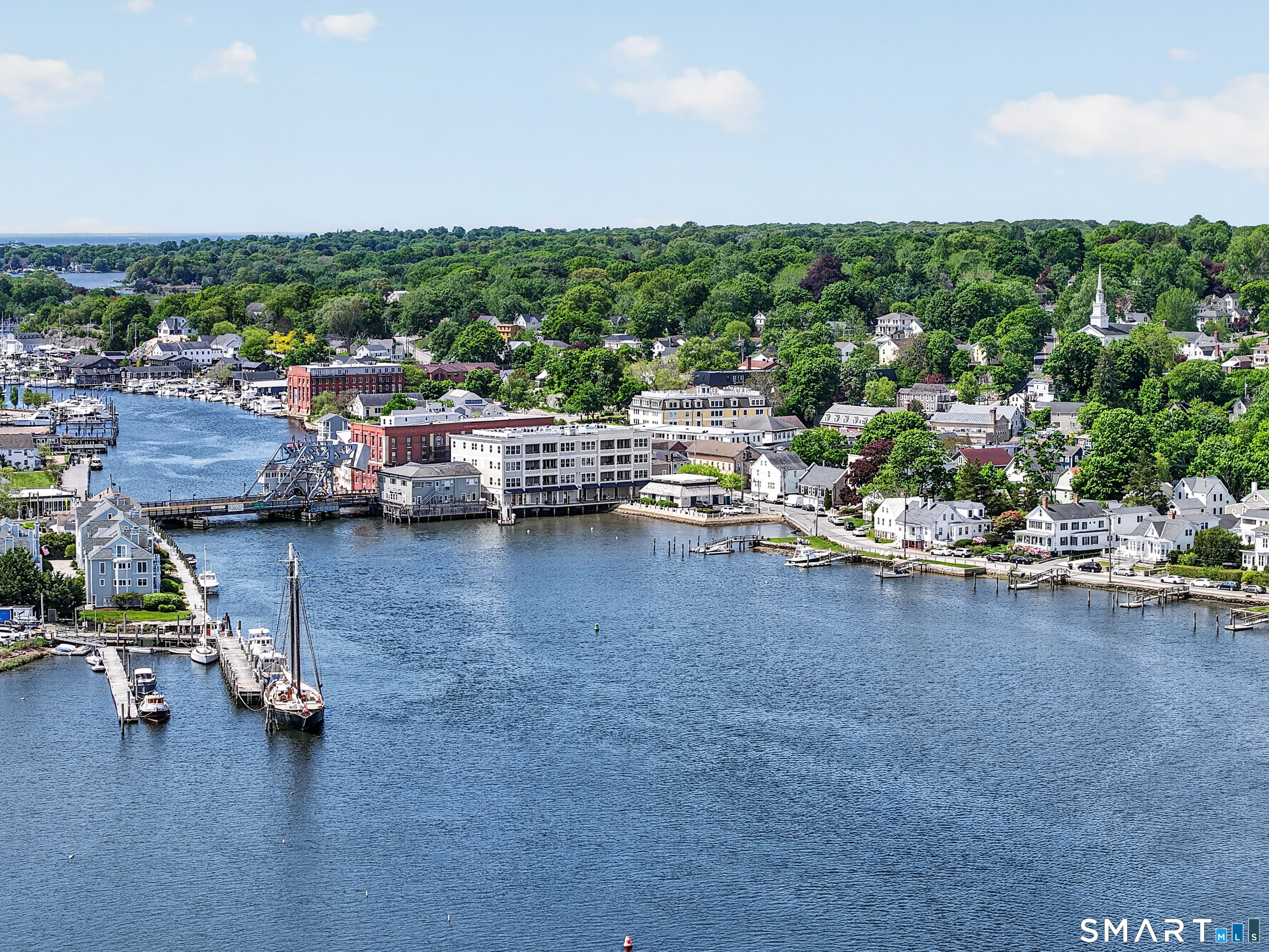 35 Bruggeman Place Stonington CT 06355