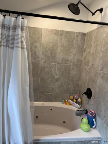 16 Diana Drive Woodbridge CT 06525