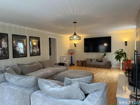 16 Diana Drive Woodbridge CT 06525
