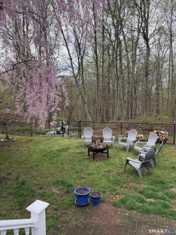 16 Diana Drive Woodbridge CT 06525