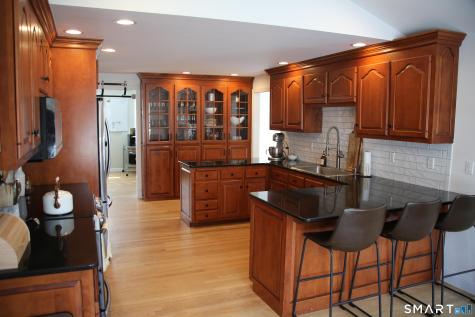 16 Diana Drive Woodbridge CT 06525