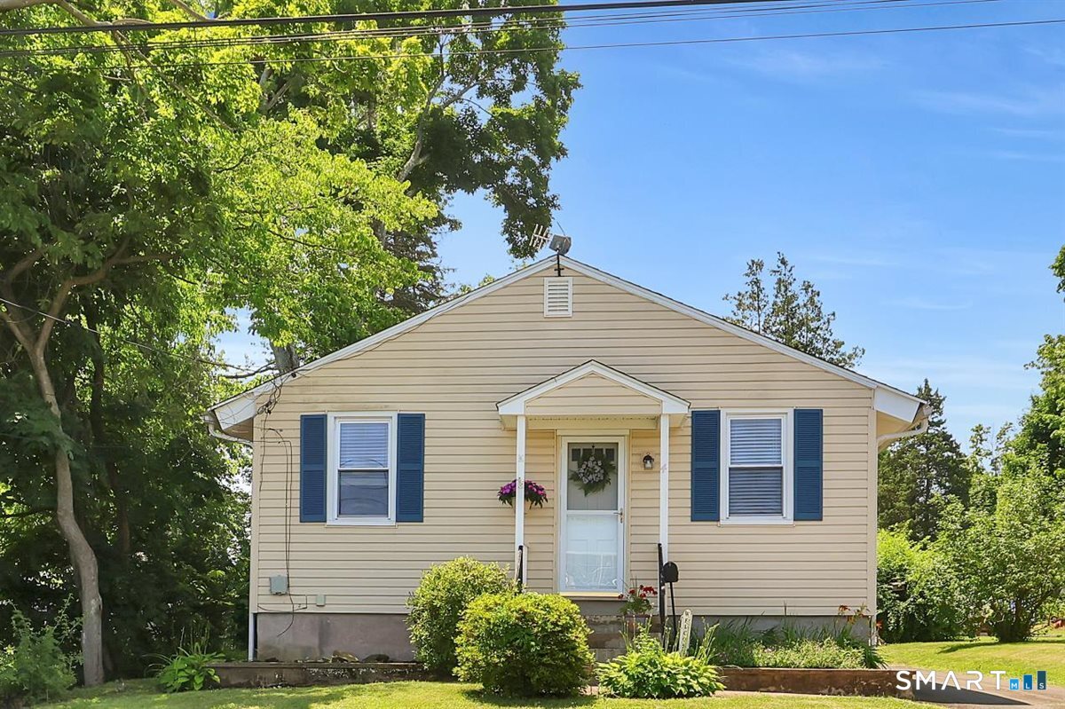 4 Crown Street Middletown CT 06457