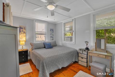 4 Crown Street Middletown CT 06457