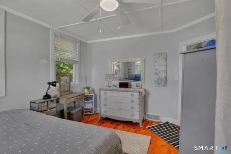 4 Crown Street Middletown CT 06457