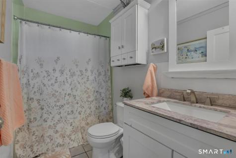 4 Crown Street Middletown CT 06457