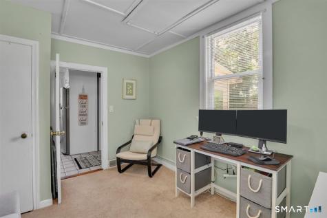 4 Crown Street Middletown CT 06457