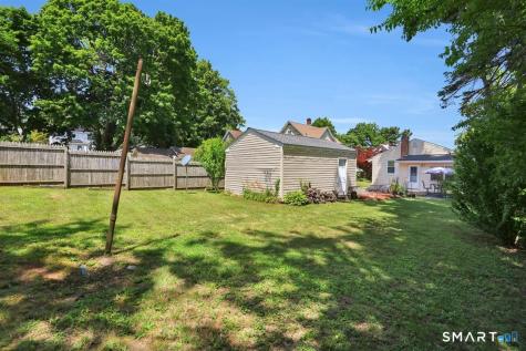 4 Crown Street Middletown CT 06457