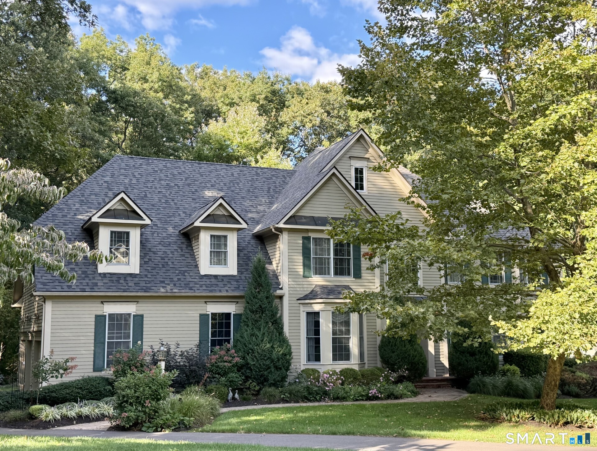 15 Queens Peak Canton CT 06019