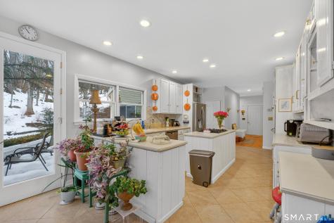 123A Peaceable Street Redding CT 06896