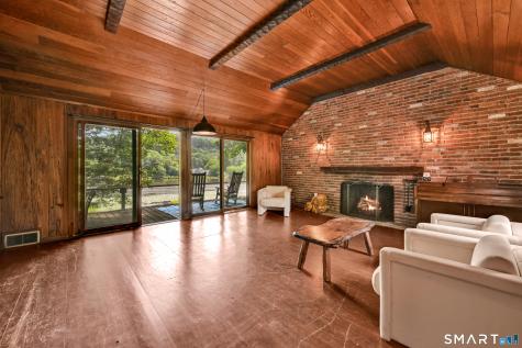 45 Lakeview Boulevard Avon CT 06001