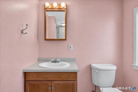 16 Roseleah Drive Waterford CT 06385