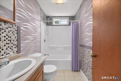 16 Roseleah Drive Waterford CT 06385