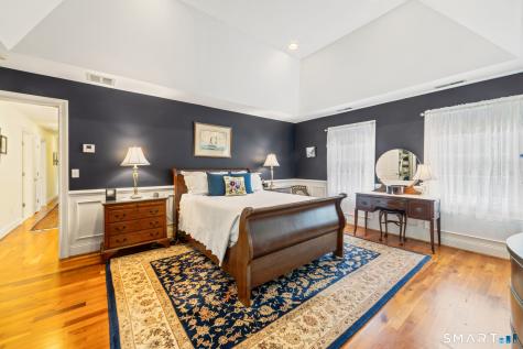 117 Chippenwood Lane Bristol CT 06010