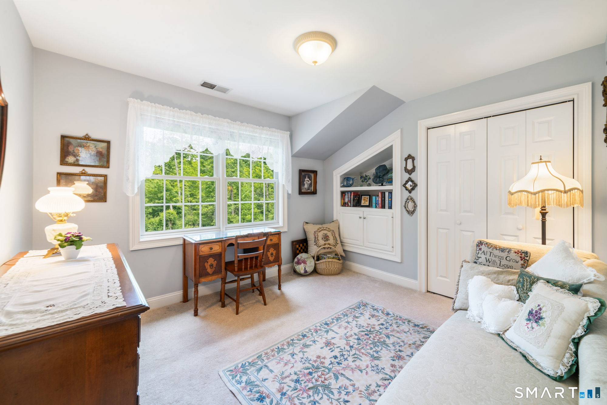 117 Chippenwood Lane Bristol CT 06010