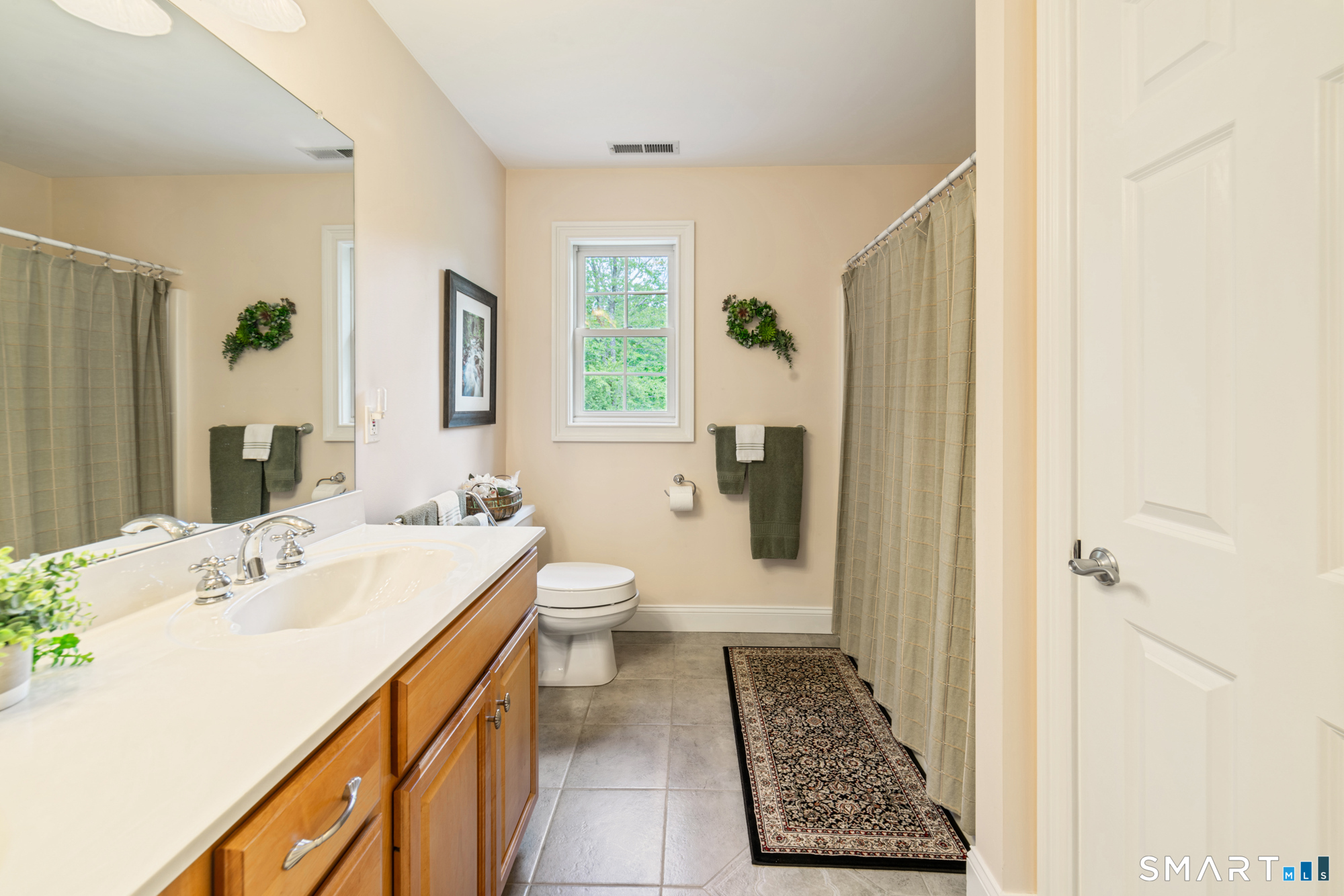 117 Chippenwood Lane Bristol CT 06010