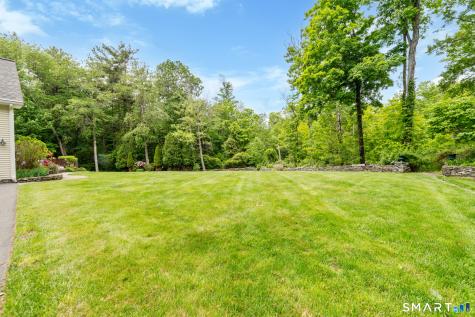 117 Chippenwood Lane Bristol CT 06010