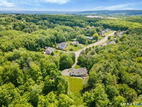 117 Chippenwood Lane Bristol CT 06010