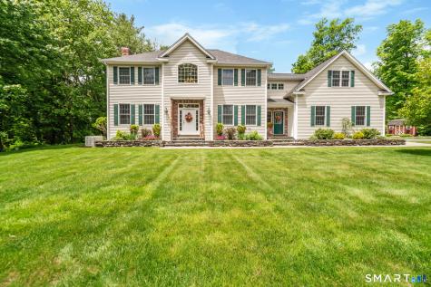 117 Chippenwood Lane Bristol CT 06010