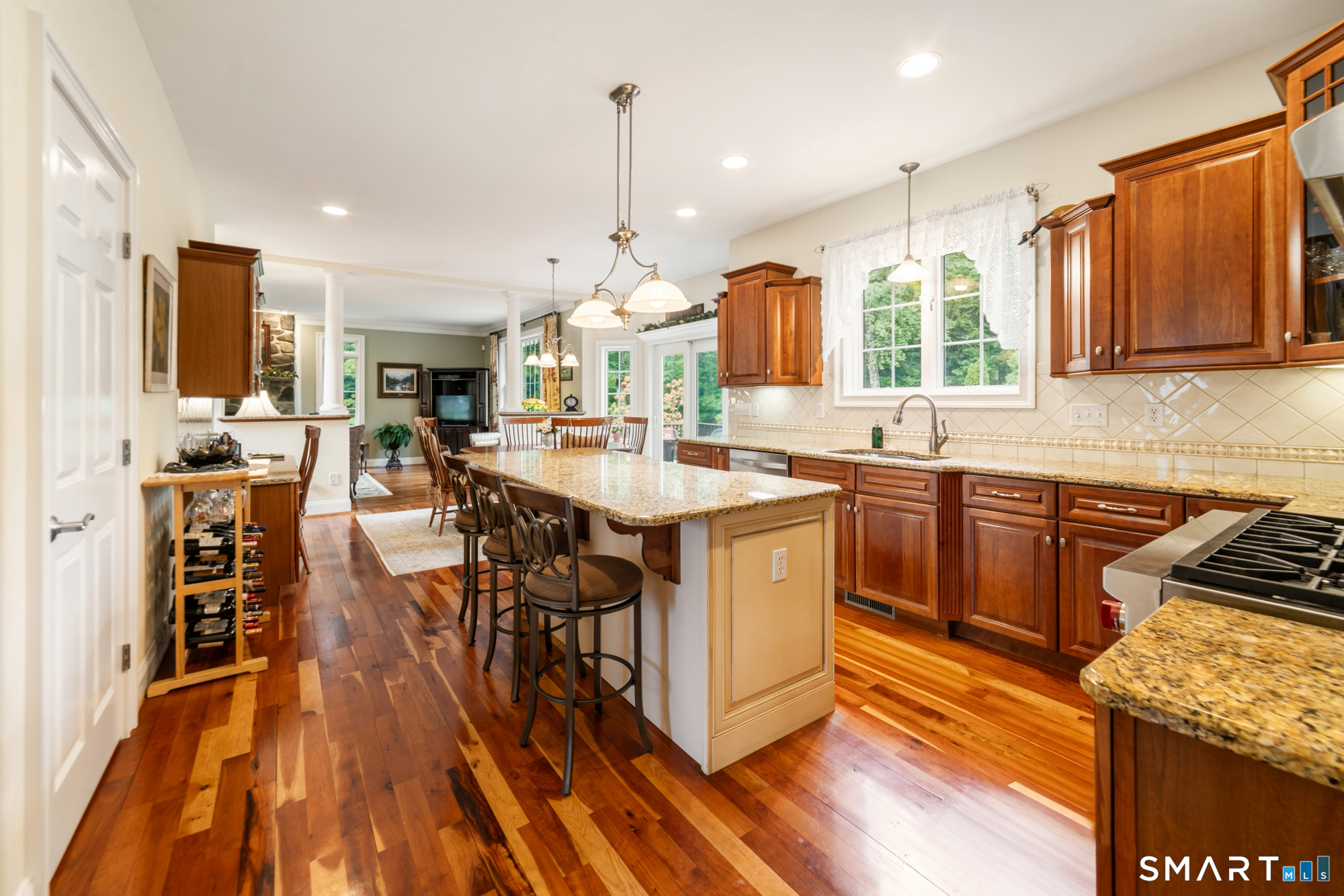 117 Chippenwood Lane Bristol CT 06010