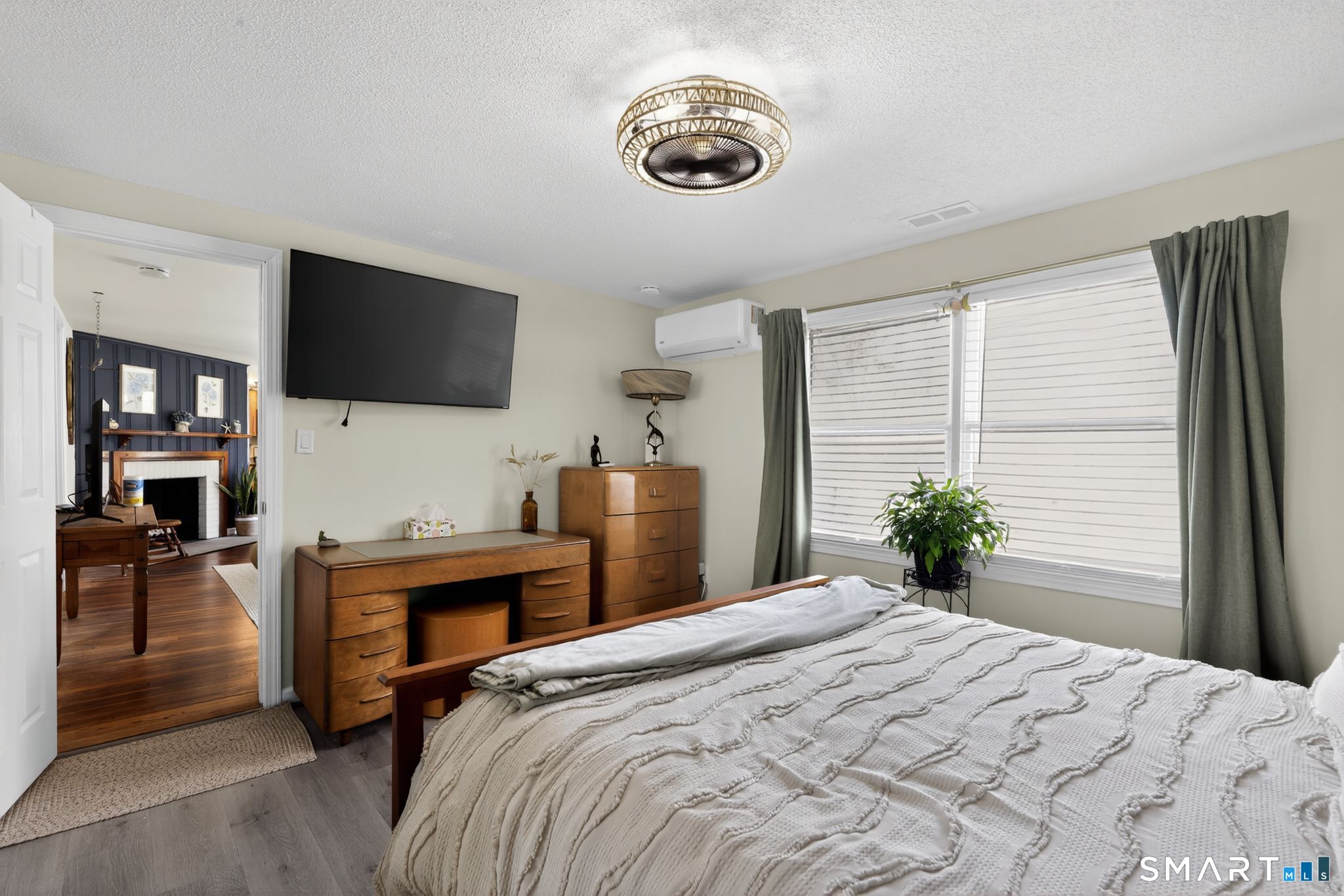 1 Crescent Beach Drive Enfield CT 06082