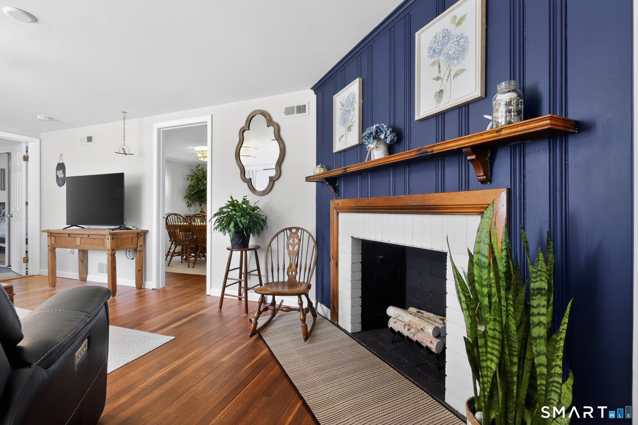 1 Crescent Beach Drive Enfield CT 06082