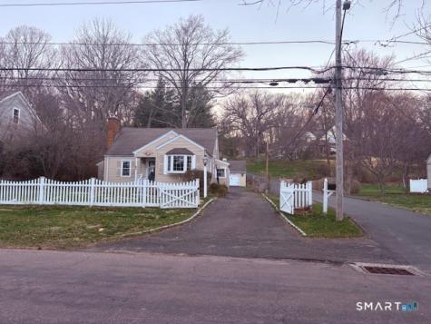 329 Bronson Road Fairfield CT 06890