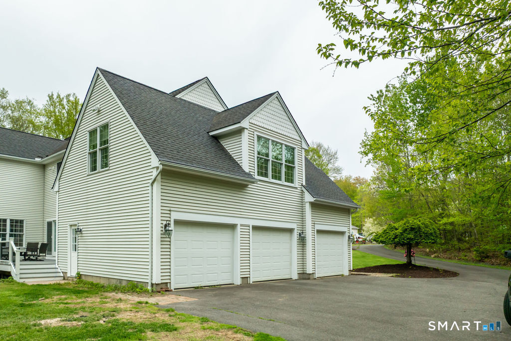 19 Cider Mill Road Burlington CT 06013
