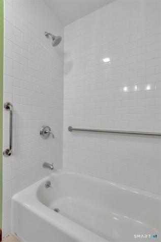 84 Fairlawn Avenue Waterbury CT 06705