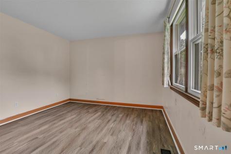 84 Fairlawn Avenue Waterbury CT 06705