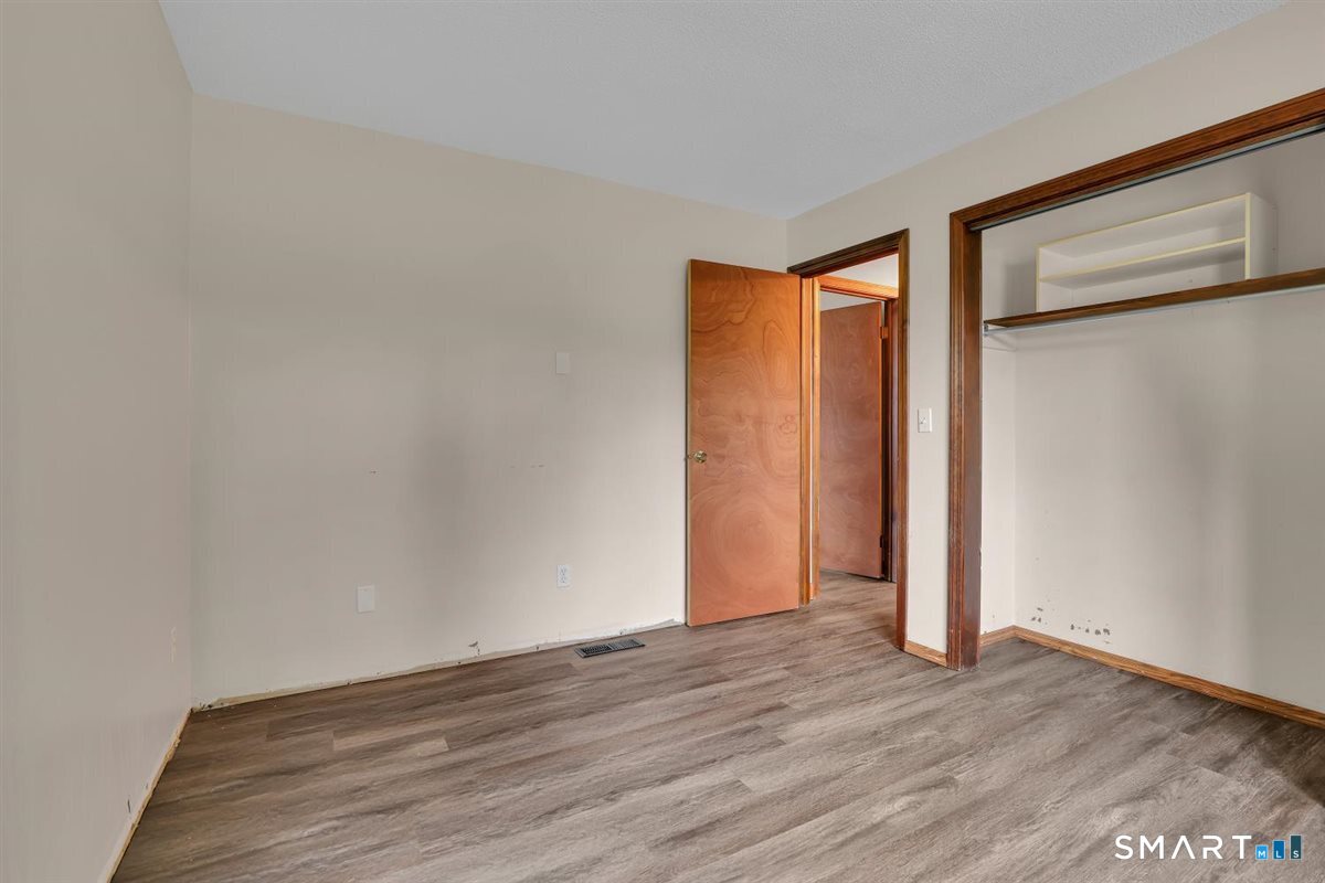 84 Fairlawn Avenue Waterbury CT 06705