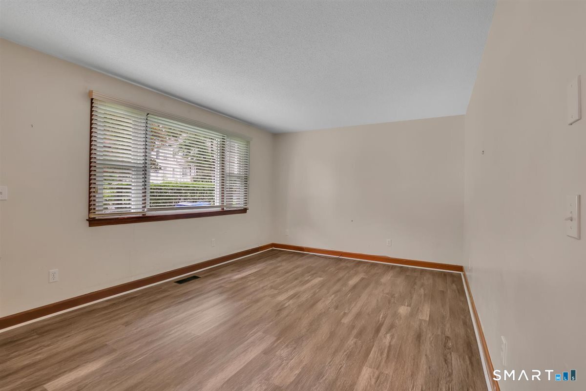 84 Fairlawn Avenue Waterbury CT 06705