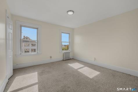 56 Hamilton Avenue Groton CT 06340