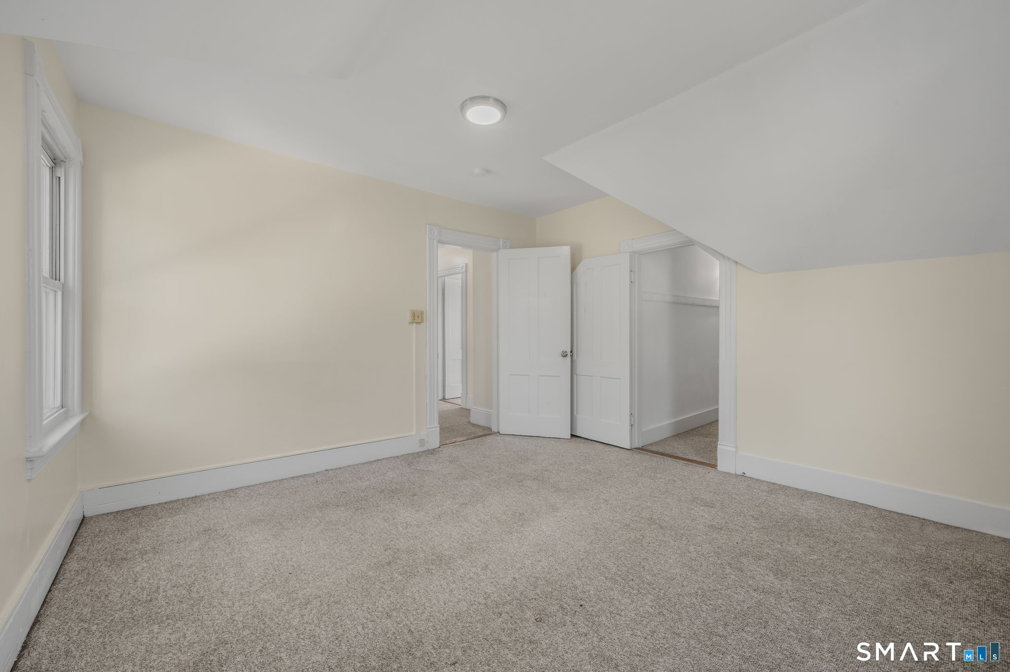 56 Hamilton Avenue Groton CT 06340
