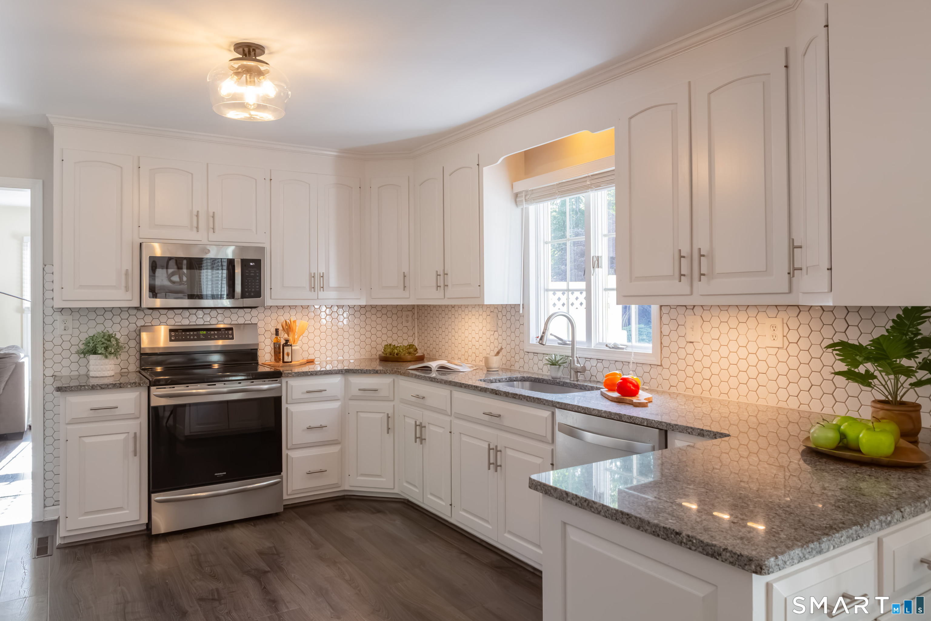 30 Crested Ridge Court Stratford CT 06614