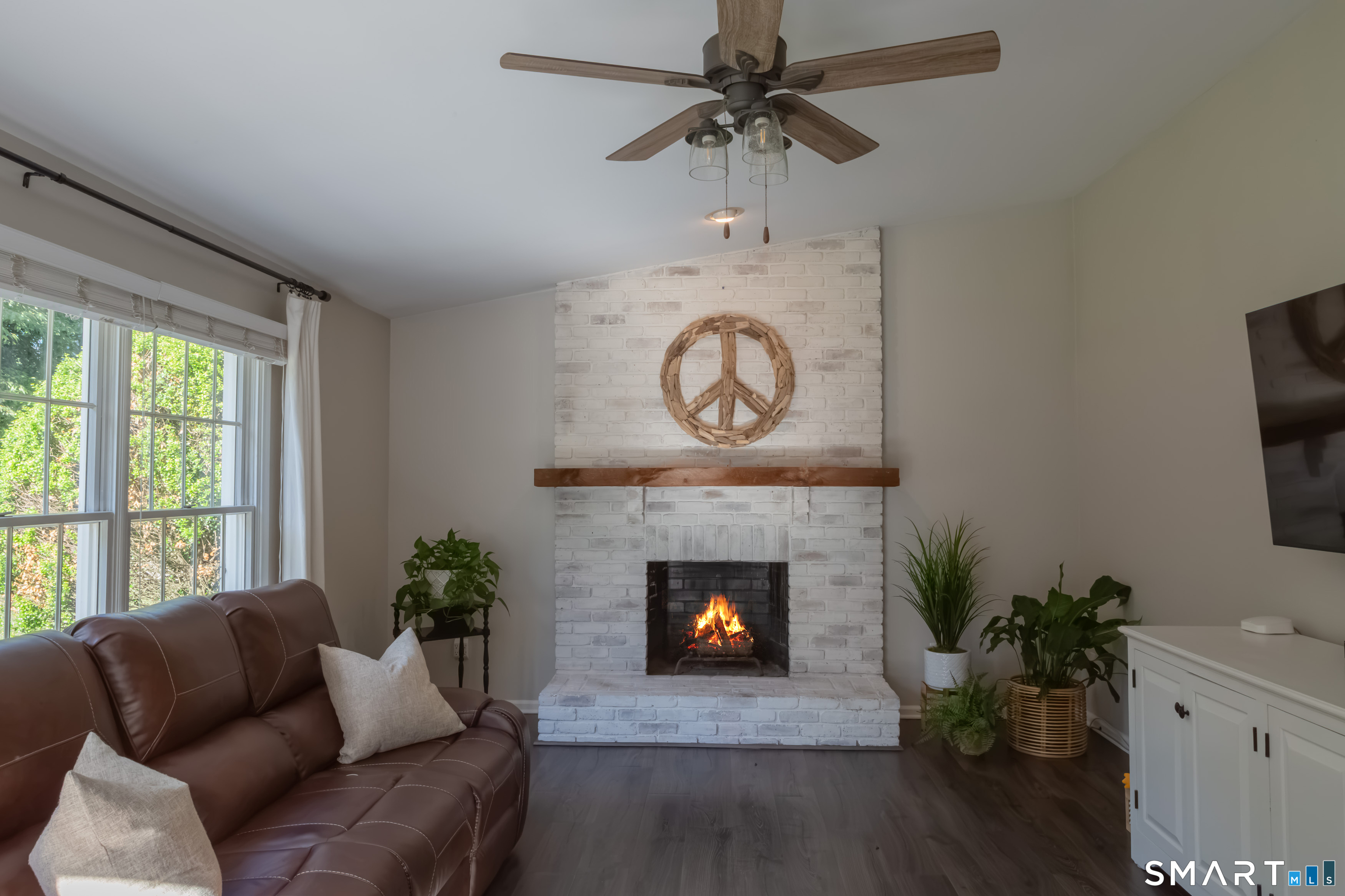 30 Crested Ridge Court Stratford CT 06614