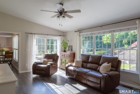 30 Crested Ridge Court Stratford CT 06614