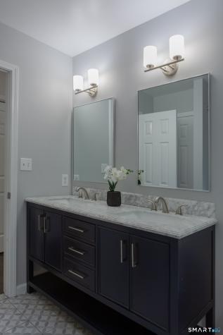 30 Crested Ridge Court Stratford CT 06614