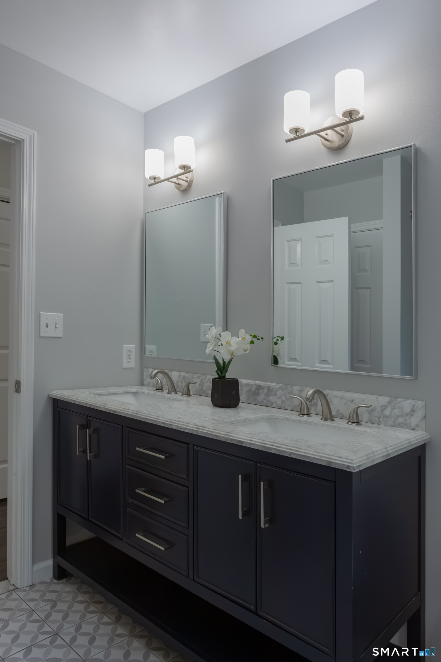 30 Crested Ridge Court Stratford CT 06614