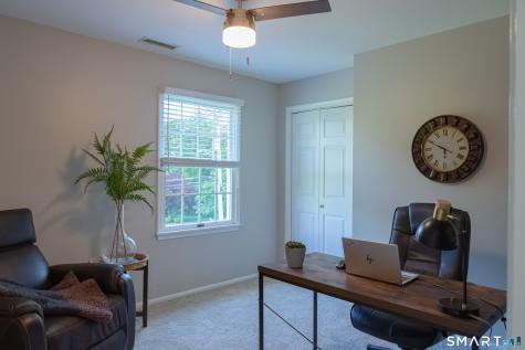 30 Crested Ridge Court Stratford CT 06614