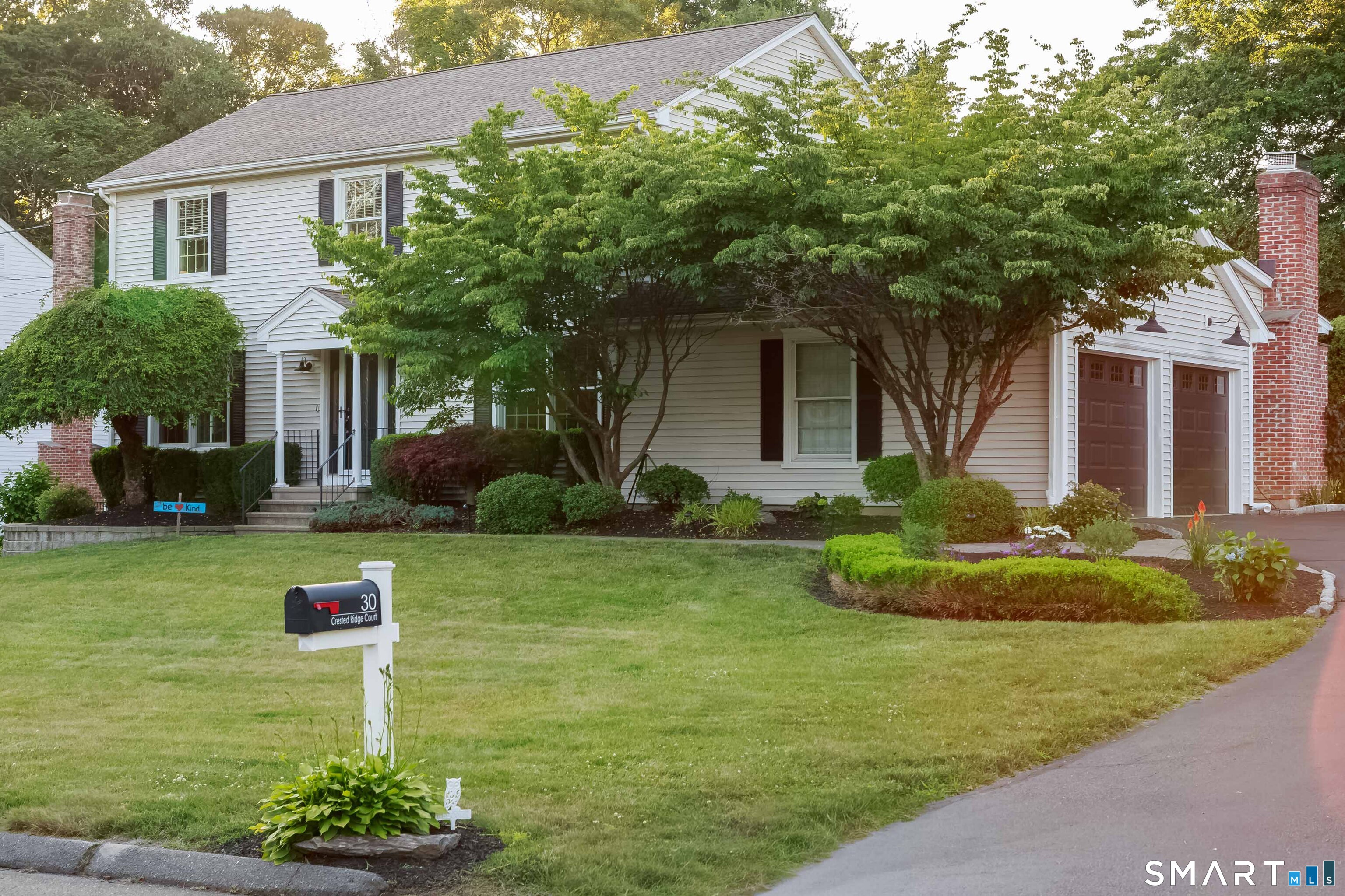 30 Crested Ridge Court Stratford CT 06614