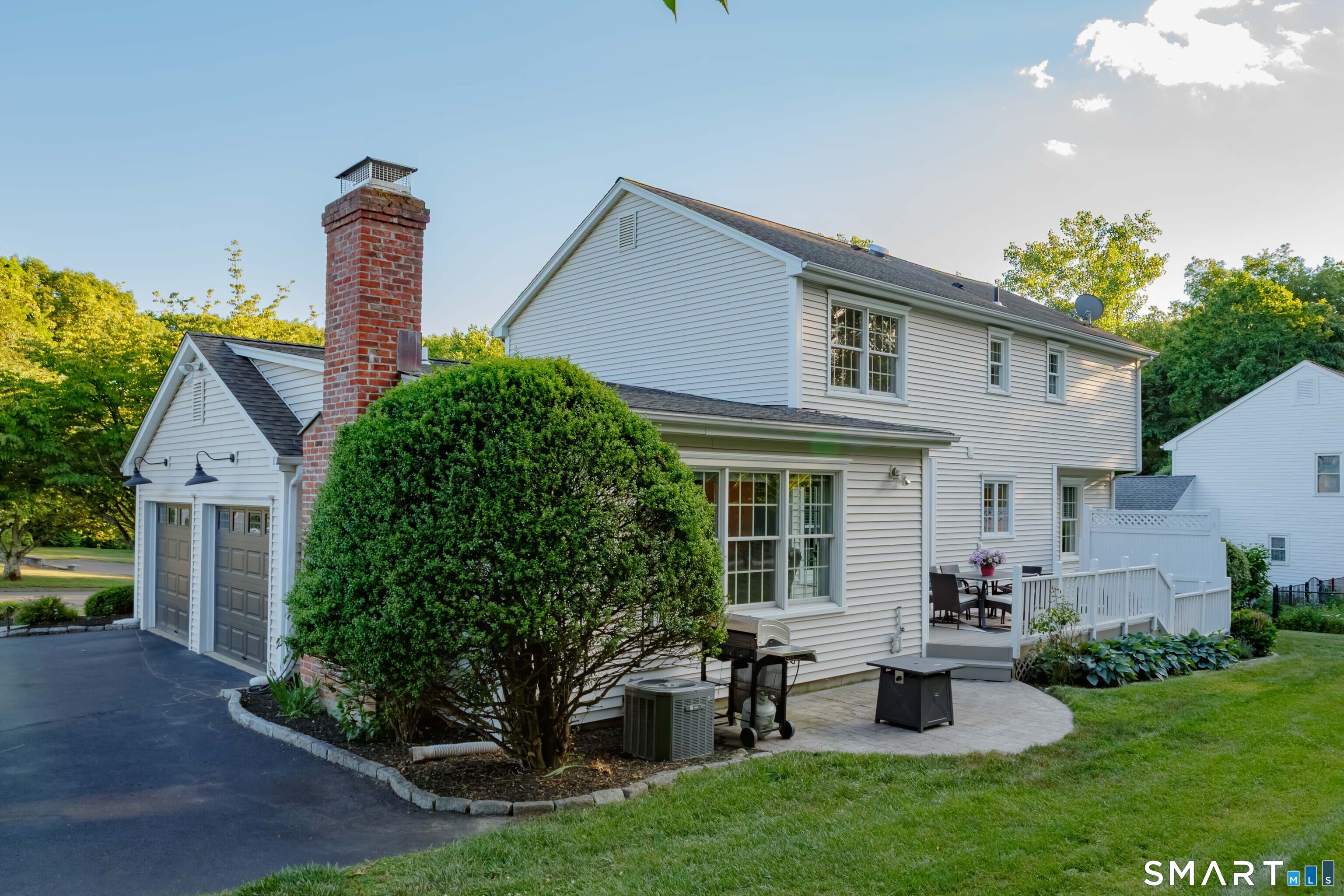 30 Crested Ridge Court Stratford CT 06614