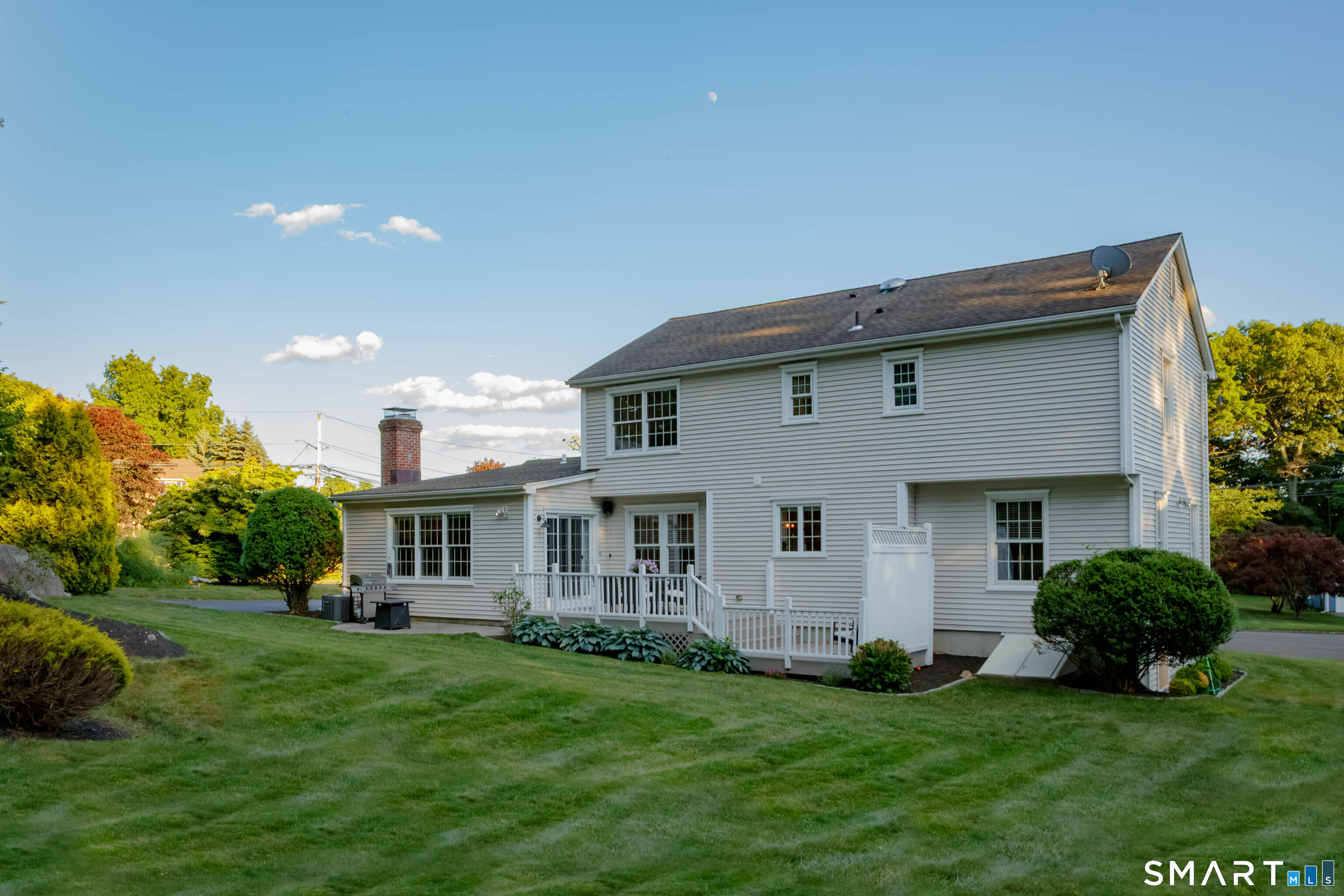30 Crested Ridge Court Stratford CT 06614
