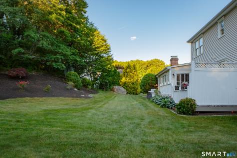 30 Crested Ridge Court Stratford CT 06614
