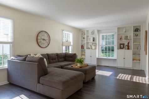 30 Crested Ridge Court Stratford CT 06614