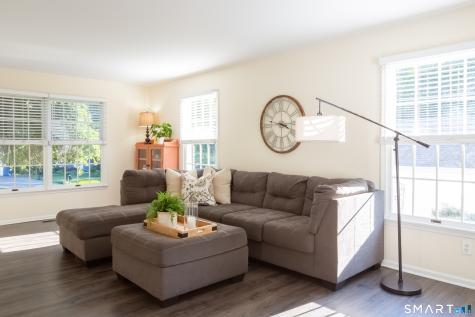 30 Crested Ridge Court Stratford CT 06614