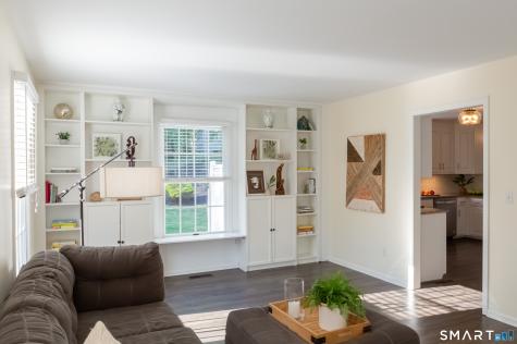 30 Crested Ridge Court Stratford CT 06614