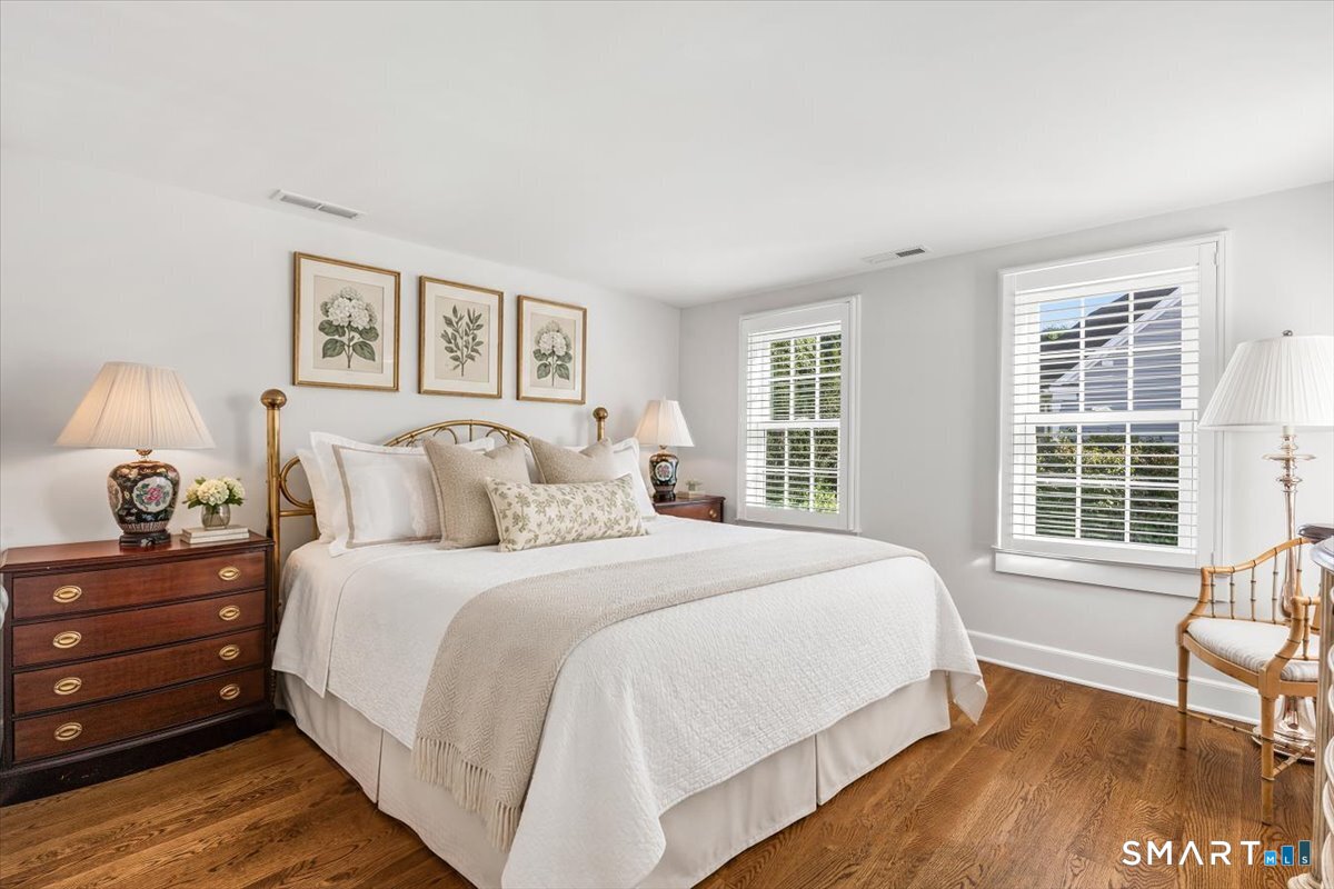 284 Park Street New Canaan CT 06840